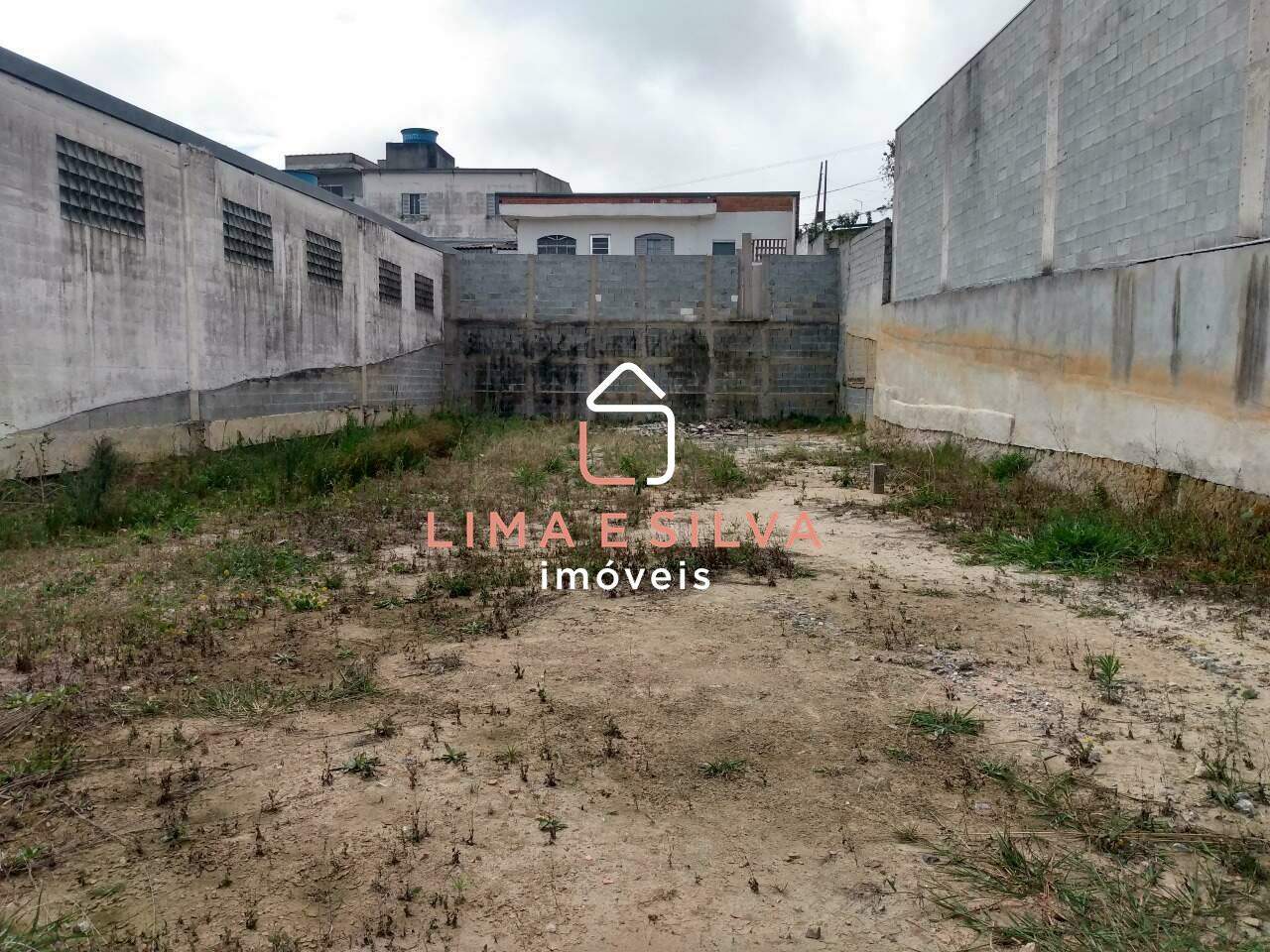 Terreno Comercial para aluguel no Vila Brasileira: 