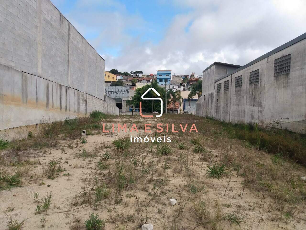 Terreno Comercial para aluguel no Vila Brasileira: 