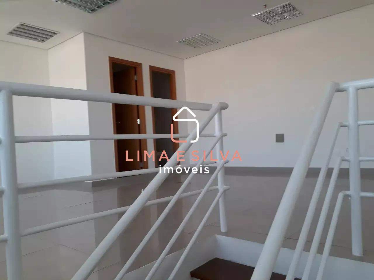 Salão Comercial para aluguel no Centro: 