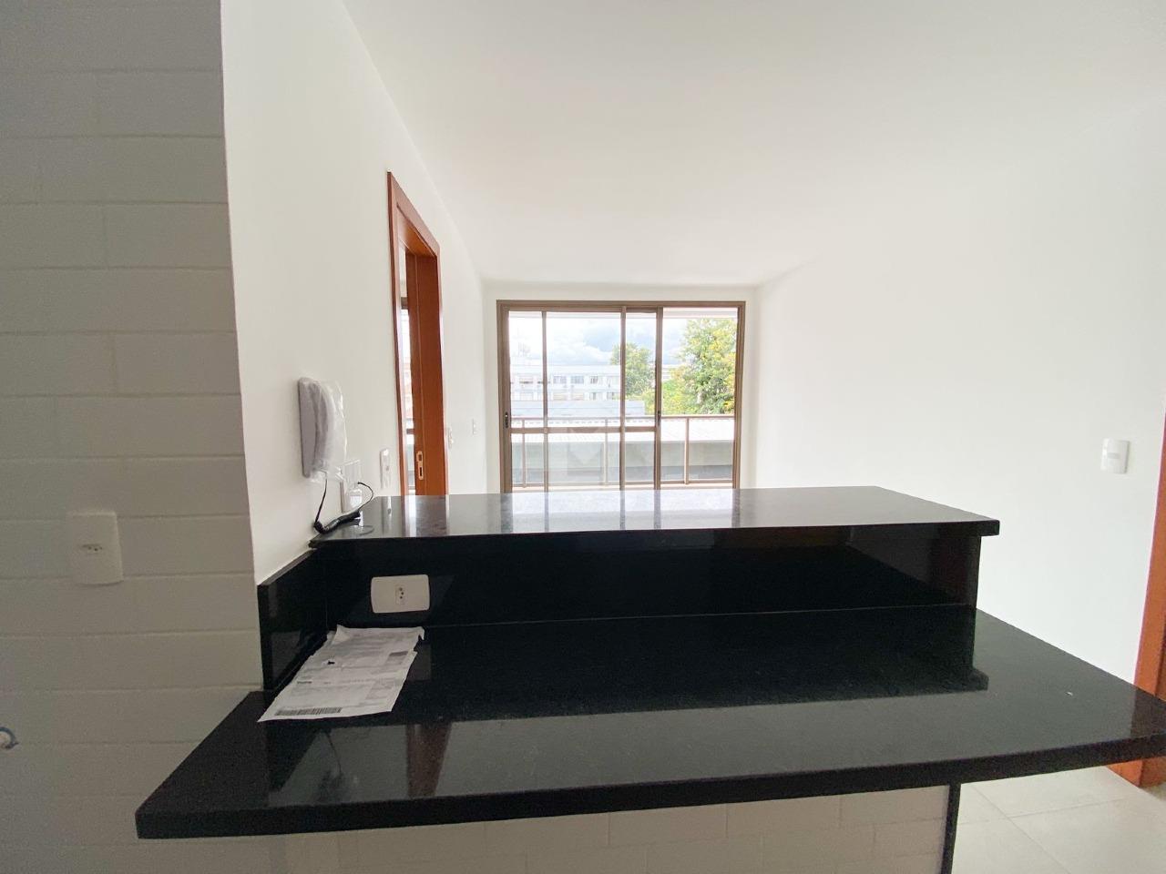 Apartamento à venda com 2 quartos, 63m² - Foto 7