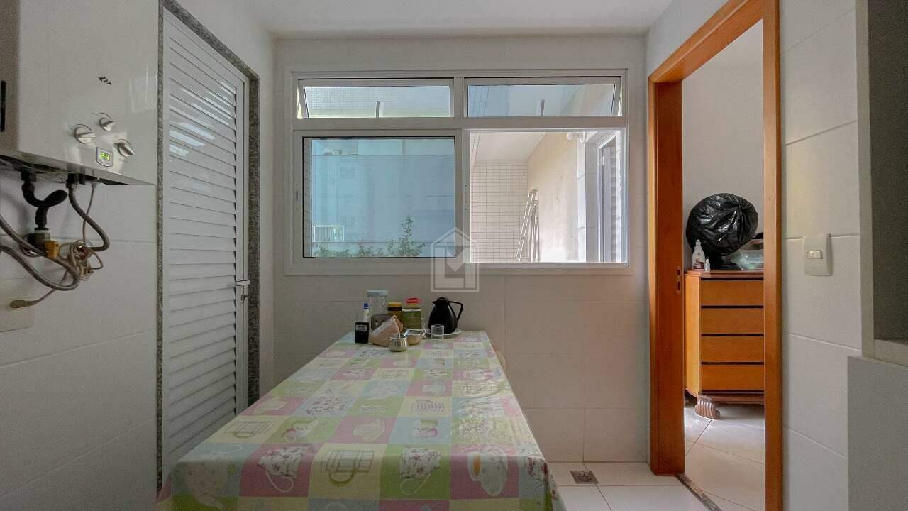 Apartamento à venda com 3 quartos, 120m² - Foto 11