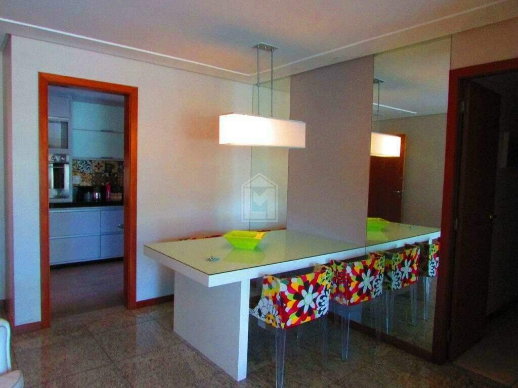 Apartamento à venda com 3 quartos, 115m² - Foto 4