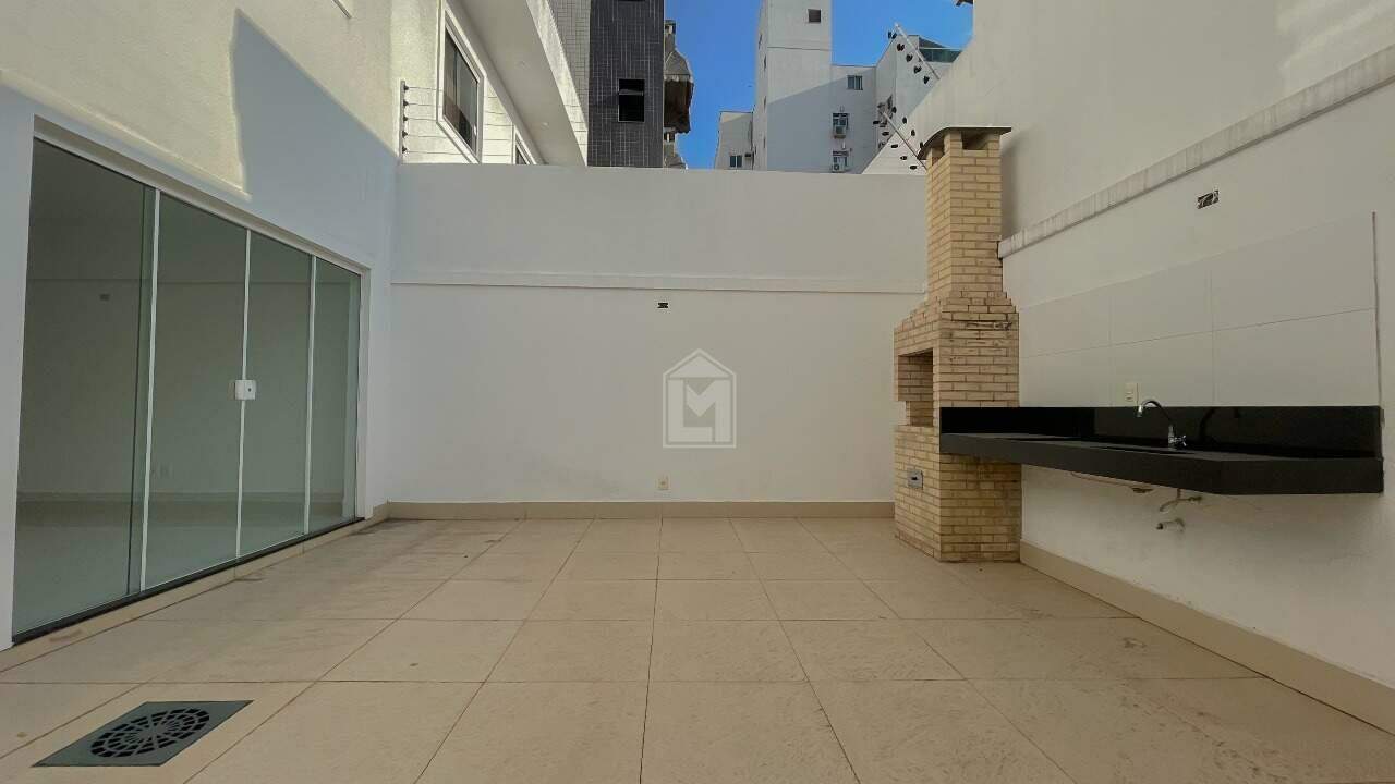 Casa à venda com 4 quartos, 200m² - Foto 12