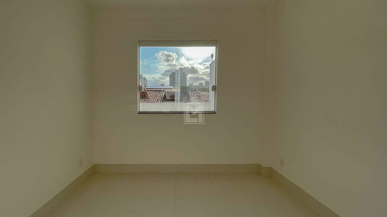 Casa à venda com 4 quartos, 200m² - Foto 21