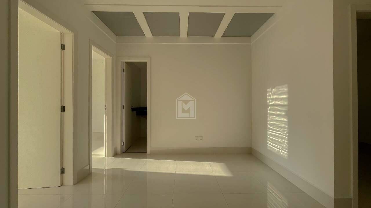 Casa à venda com 4 quartos, 200m² - Foto 24