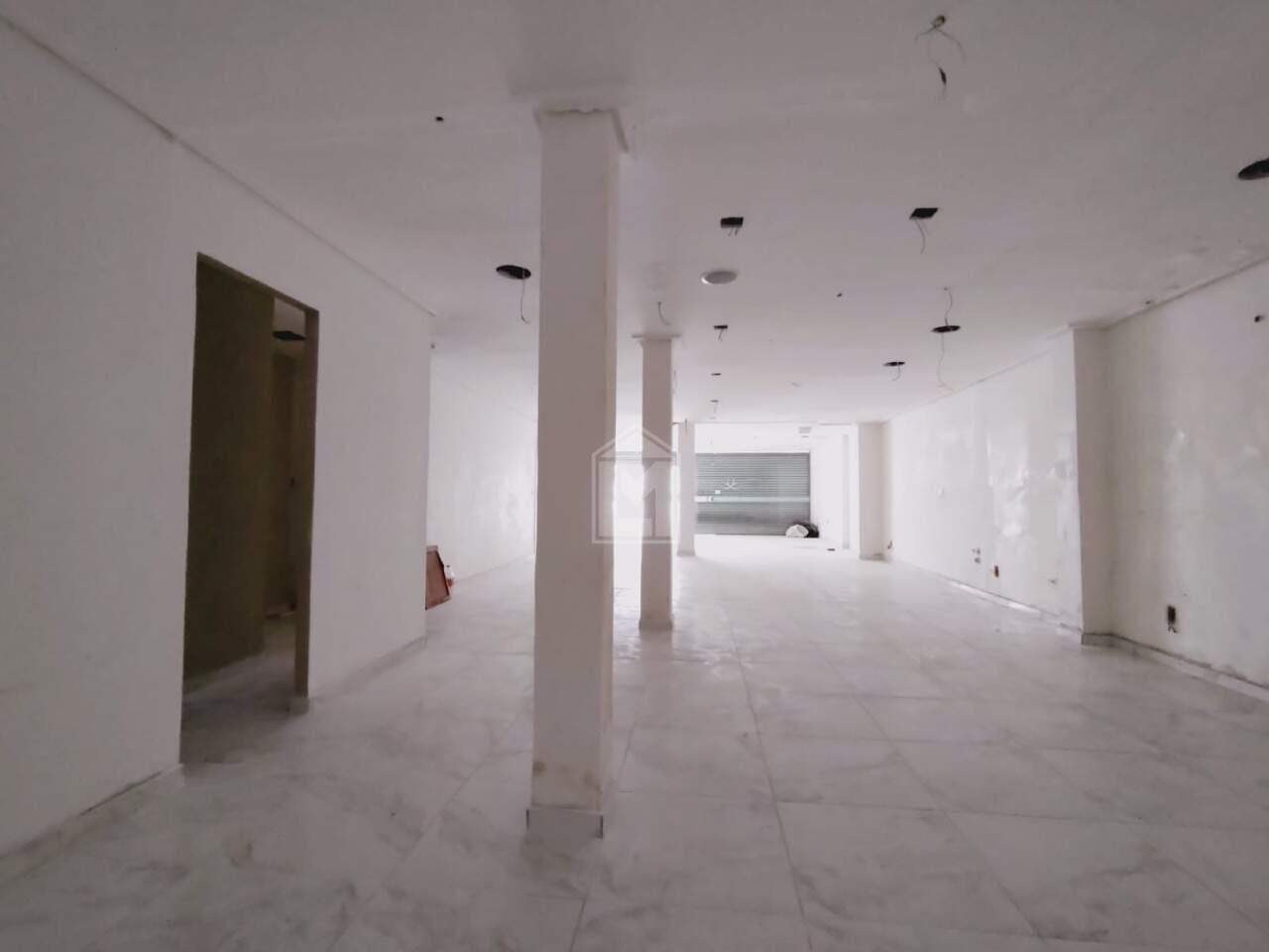 Prédio Inteiro para alugar, 340m² - Foto 4