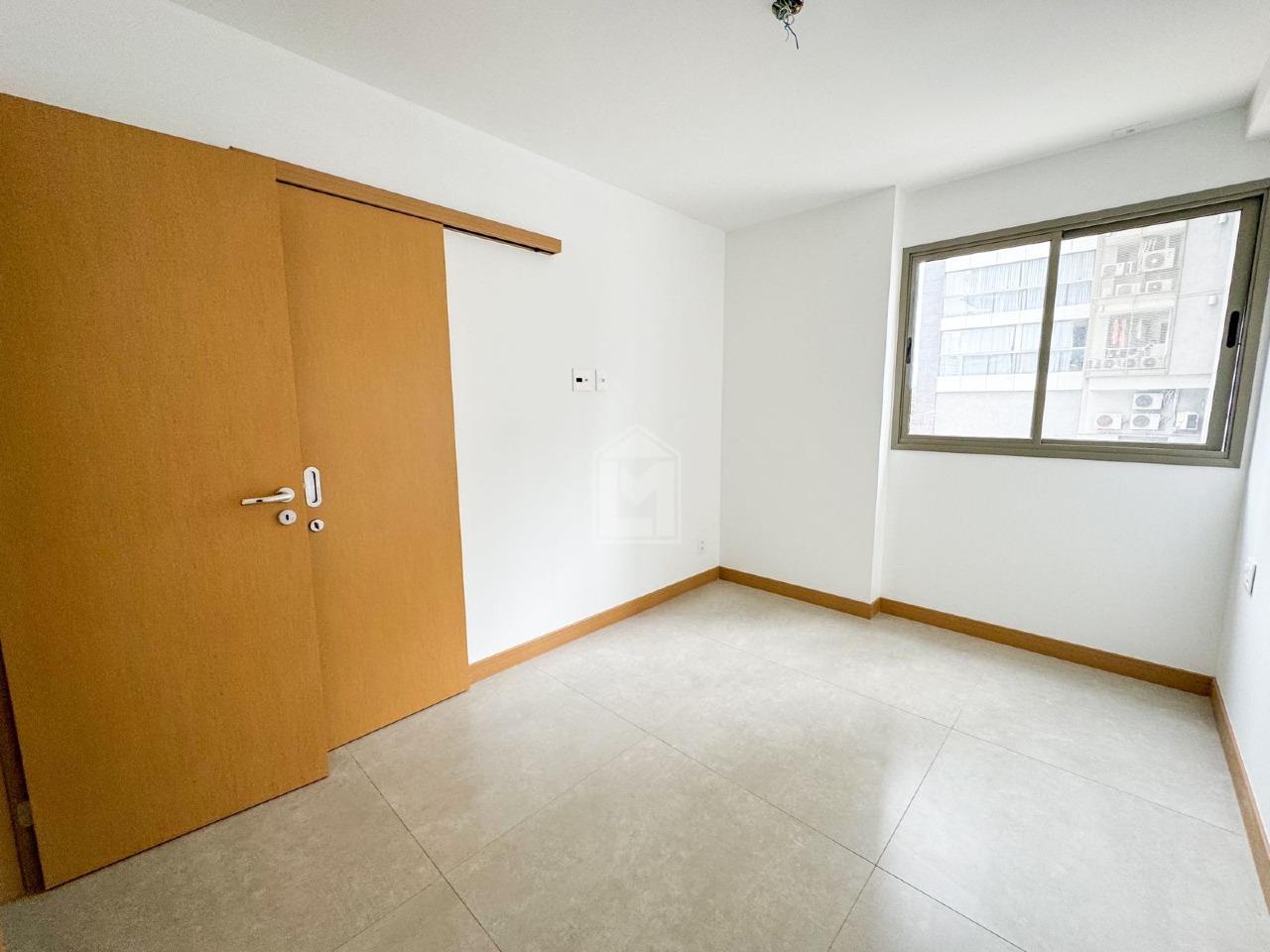 Apartamento à venda com 4 quartos, 171m² - Foto 12