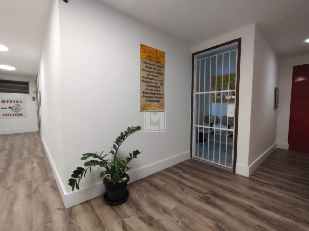 Conjunto Comercial-Sala à venda com 2 quartos, 30m² - Foto 2