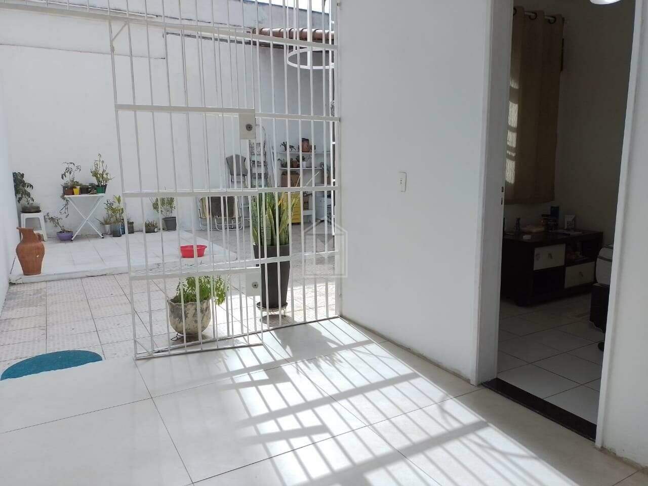 Casa à venda com 4 quartos, 139m² - Foto 8