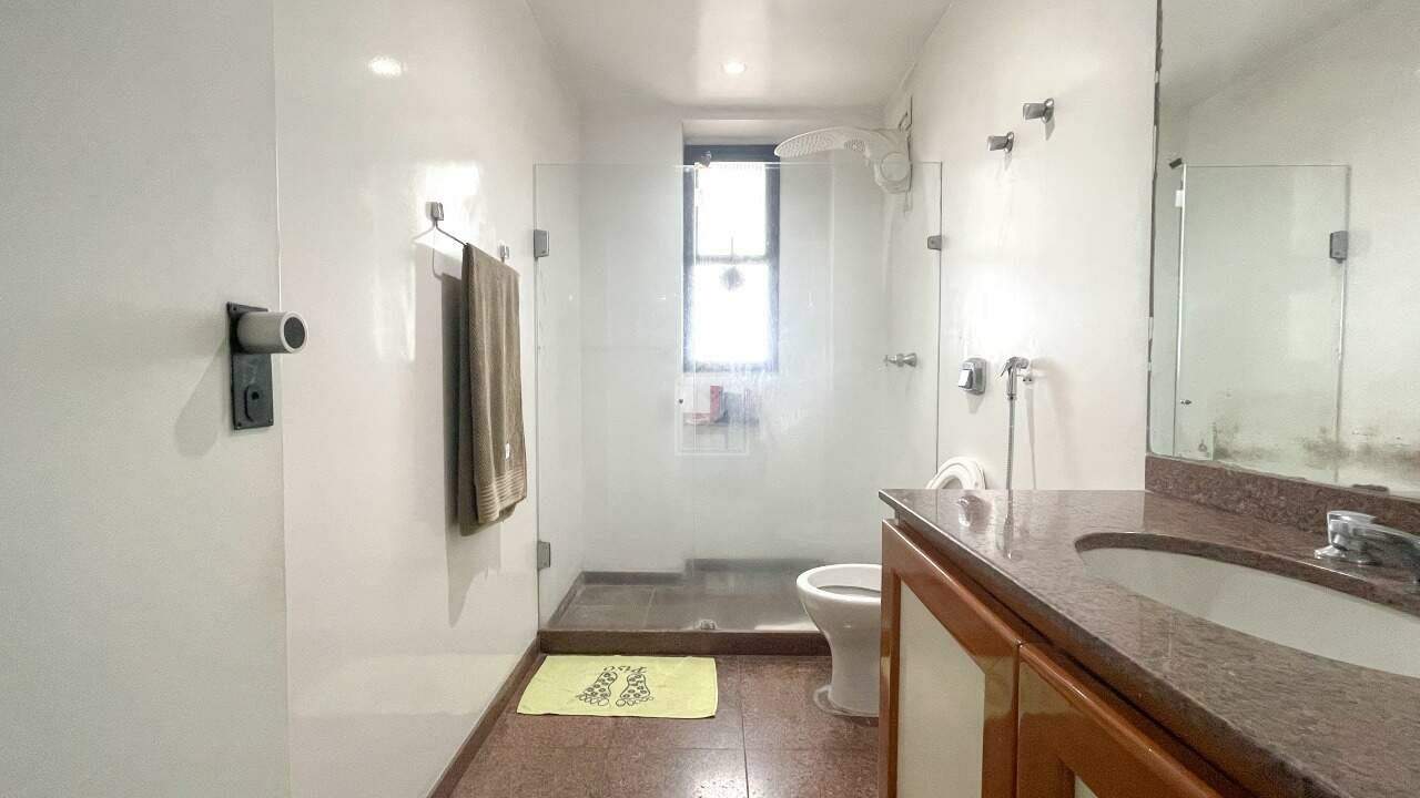 Apartamento à venda com 4 quartos, 300m² - Foto 15