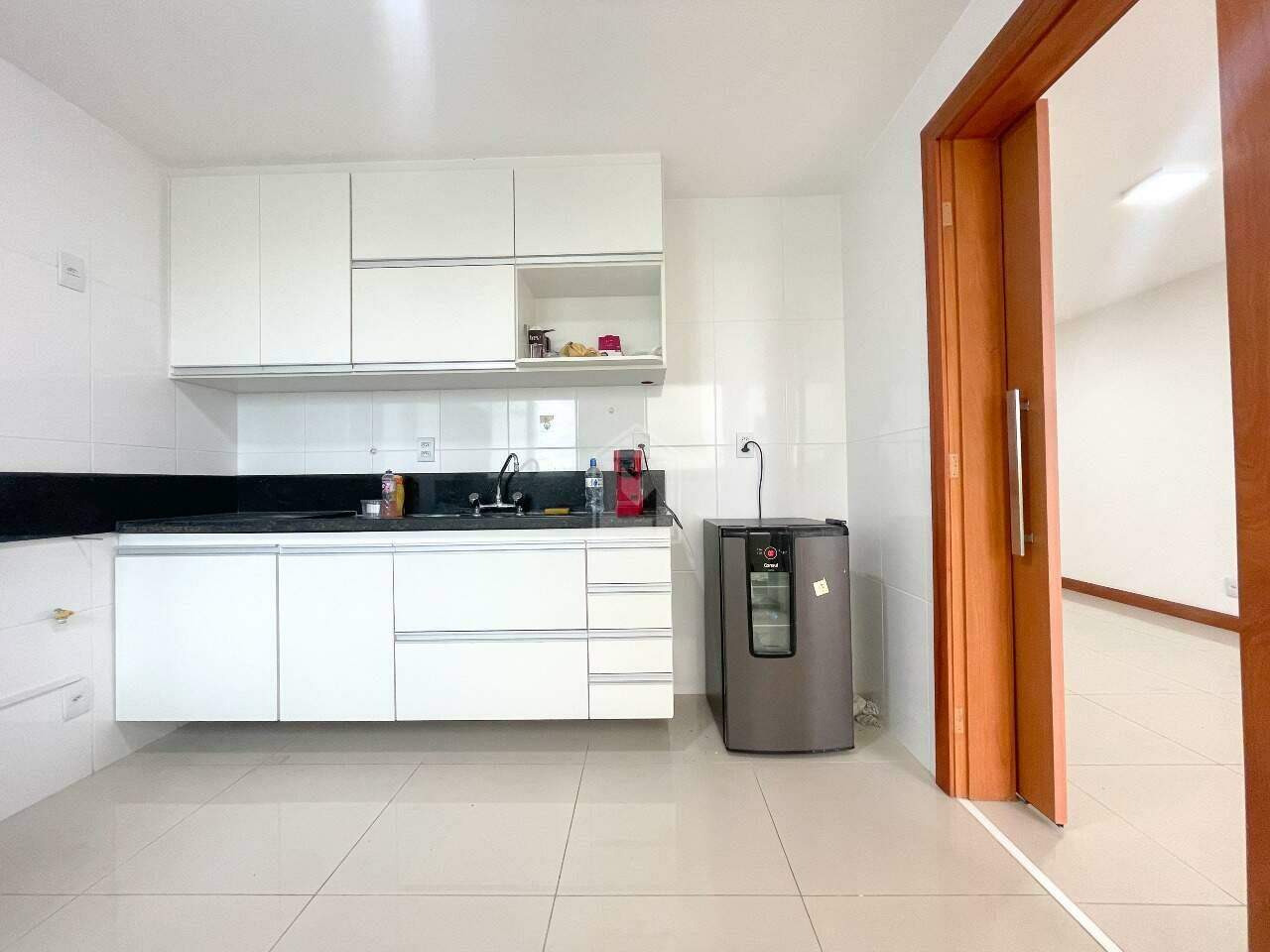 Apartamento à venda com 2 quartos, 89m² - Foto 7