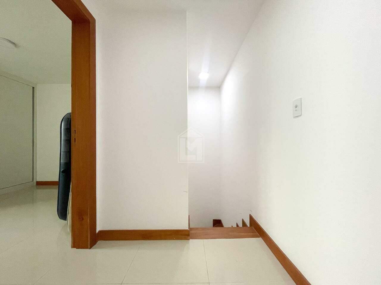 Apartamento à venda com 2 quartos, 89m² - Foto 17