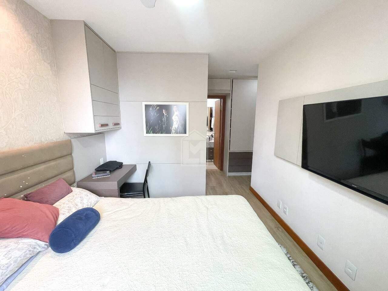 Apartamento à venda com 3 quartos, 110m² - Foto 17