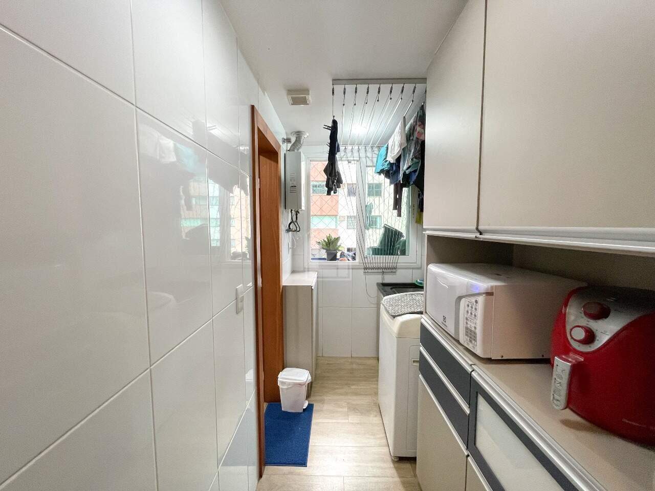 Apartamento à venda com 3 quartos, 110m² - Foto 26