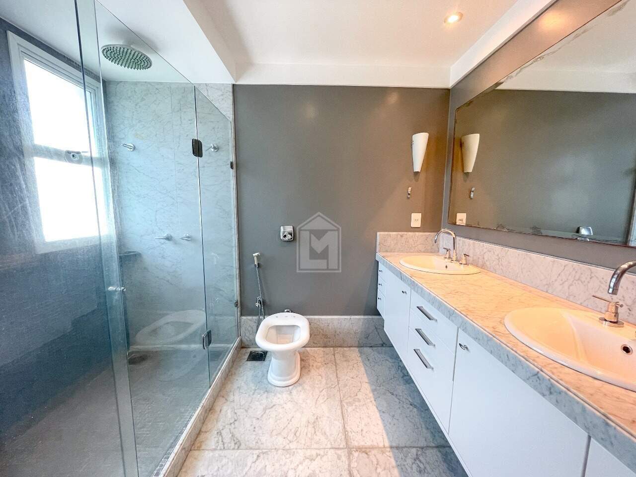 Apartamento à venda com 3 quartos, 168m² - Foto 16