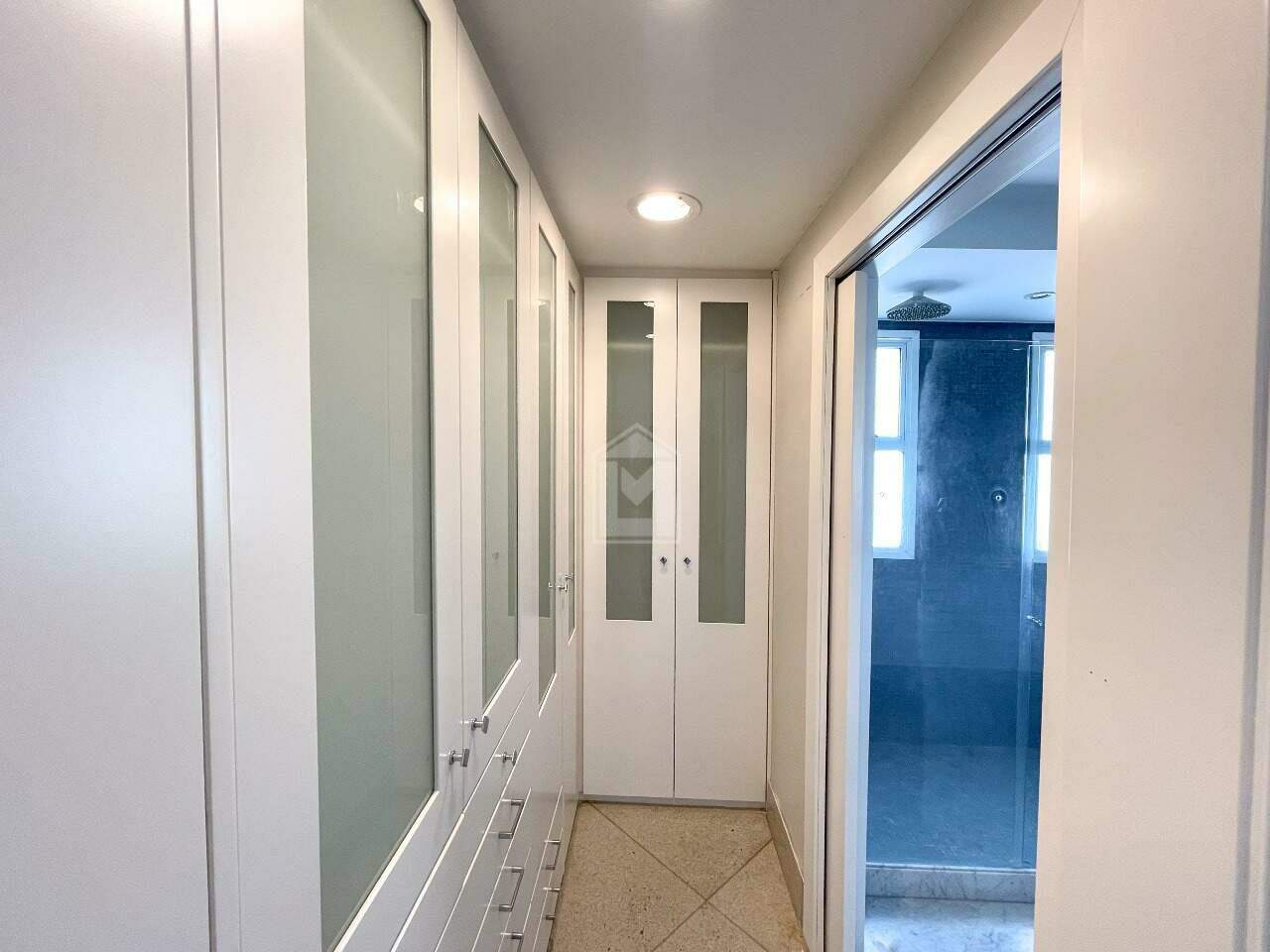 Apartamento à venda com 3 quartos, 168m² - Foto 14