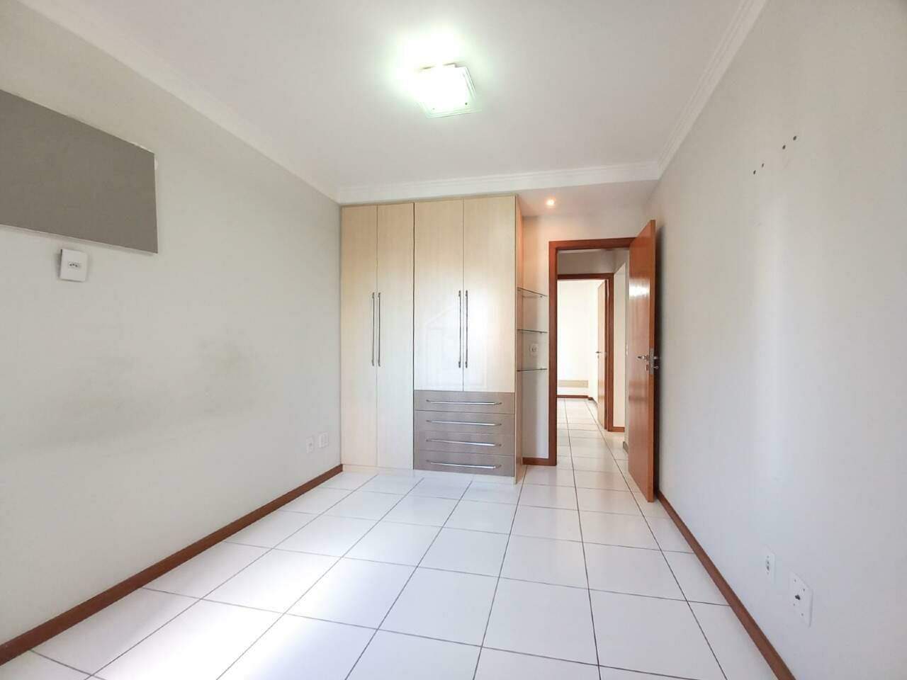 Apartamento para alugar com 2 quartos, 62m² - Foto 12