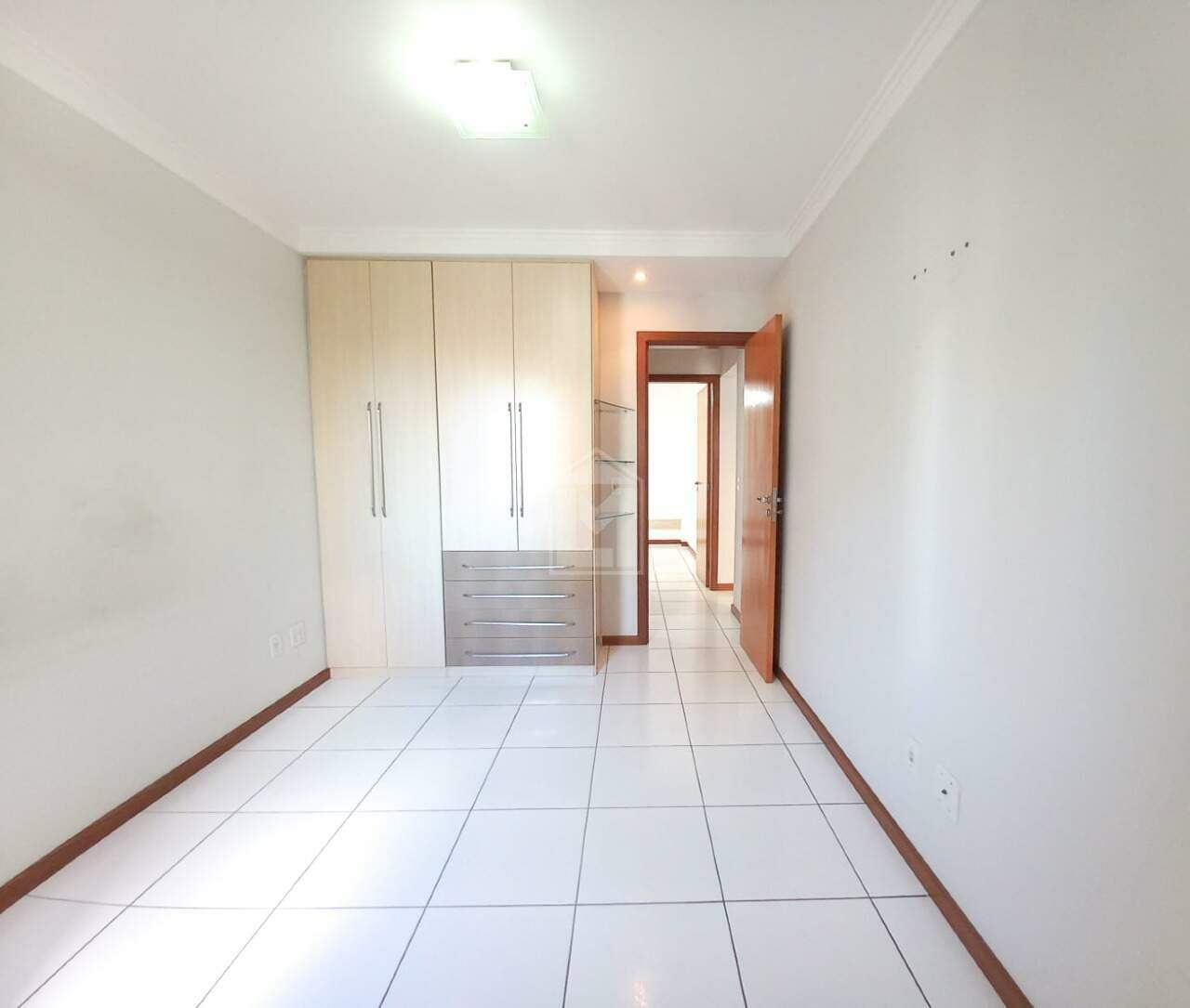 Apartamento para alugar com 2 quartos, 62m² - Foto 11