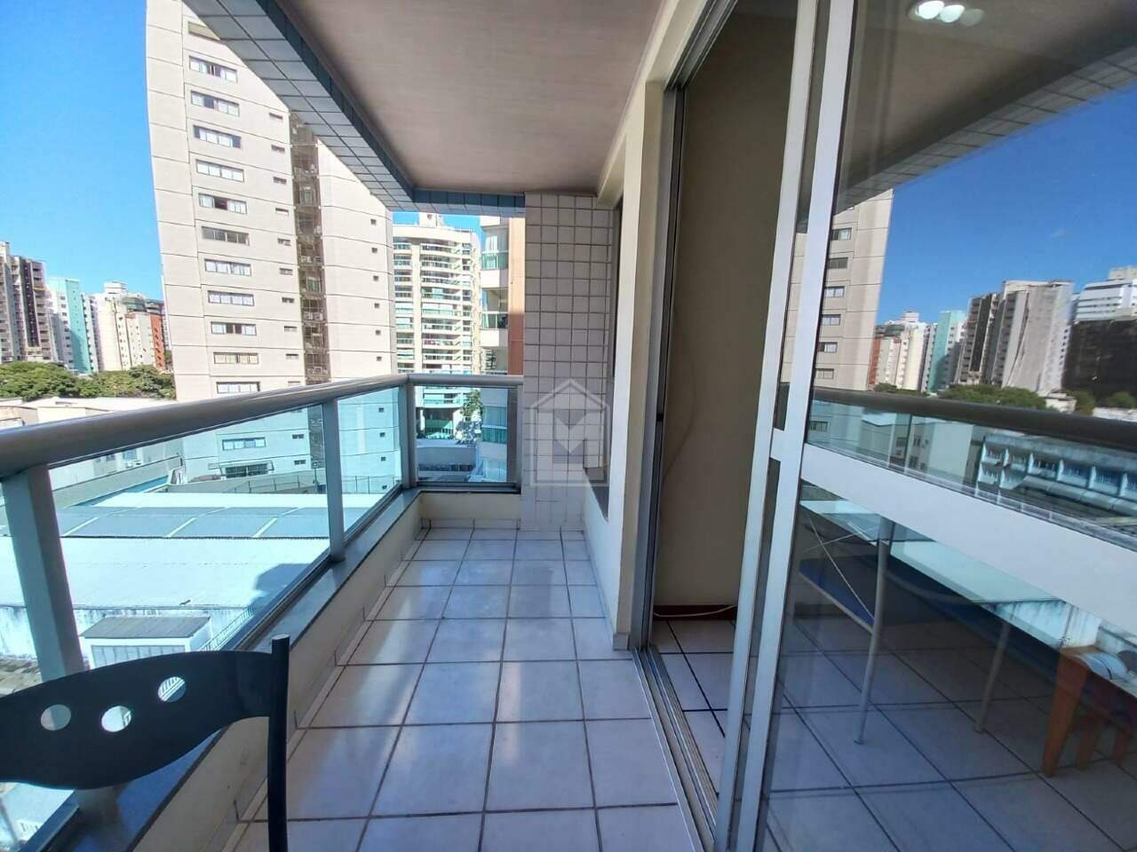 Apartamento para alugar com 1 quarto, 57m² - Foto 3