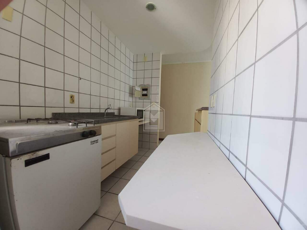 Apartamento para alugar com 1 quarto, 57m² - Foto 15