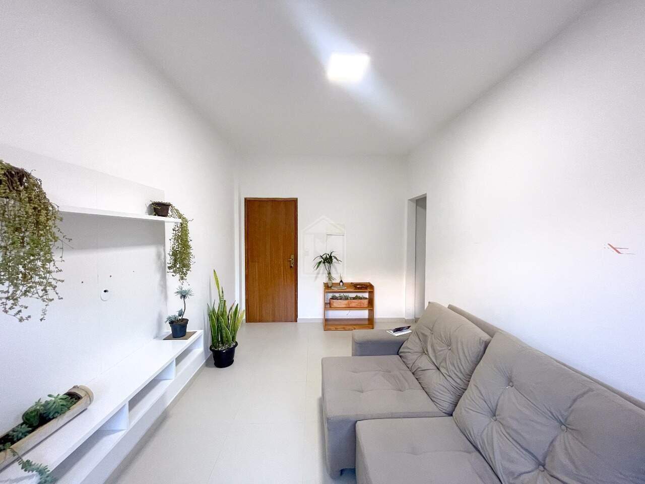 Apartamento à venda com 2 quartos, 70m² - Foto 3