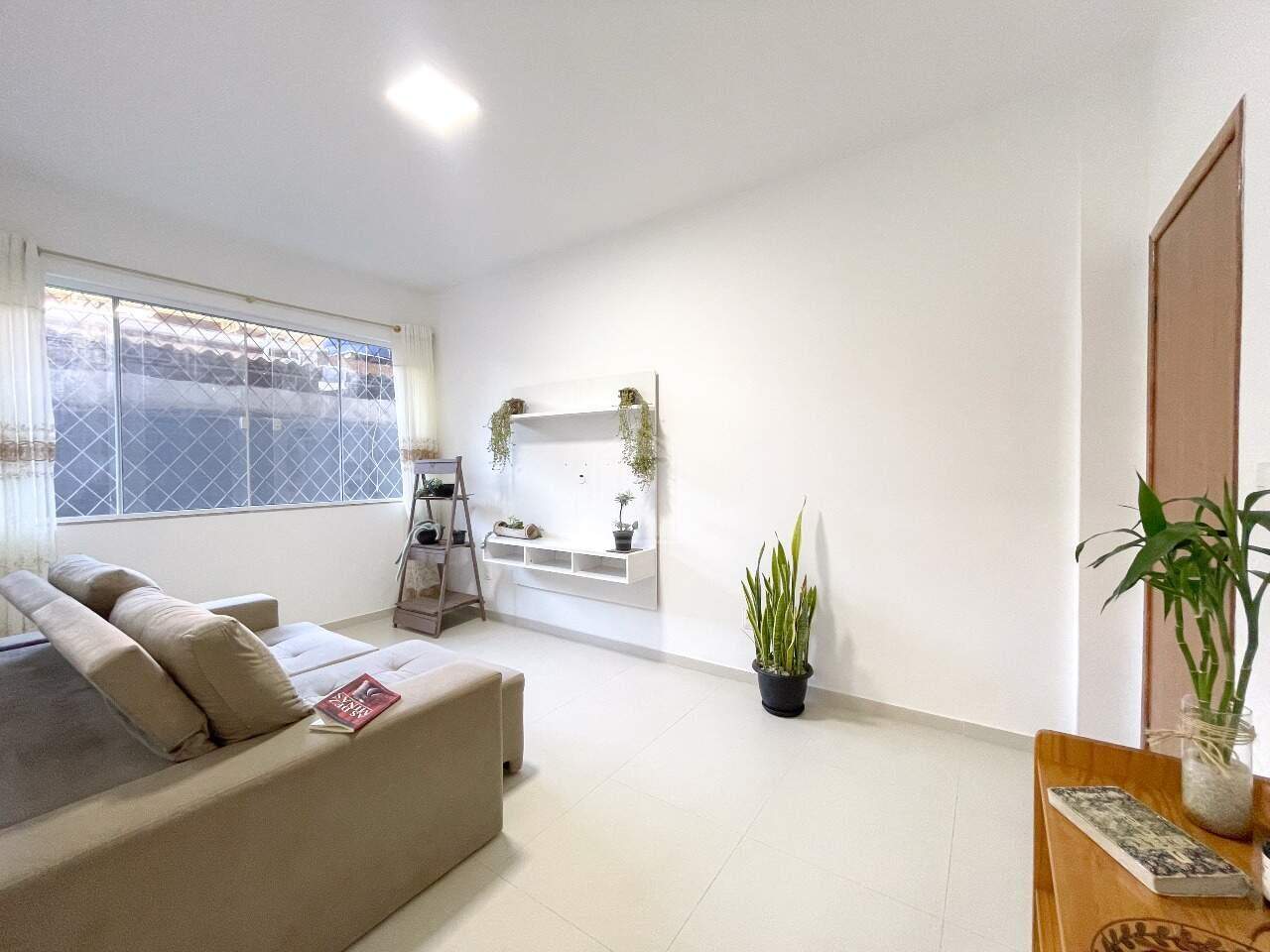 Apartamento à venda com 2 quartos, 70m² - Foto 1