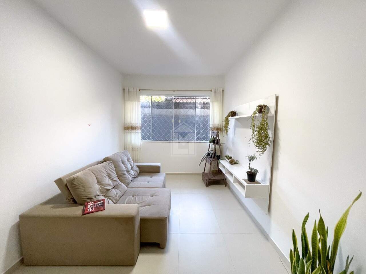 Apartamento à venda com 2 quartos, 70m² - Foto 2