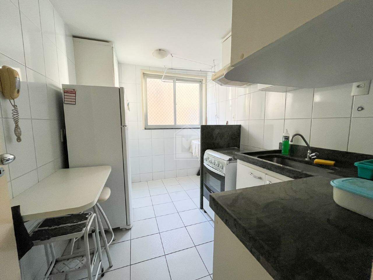 Apartamento à venda com 2 quartos, 60m² - Foto 13