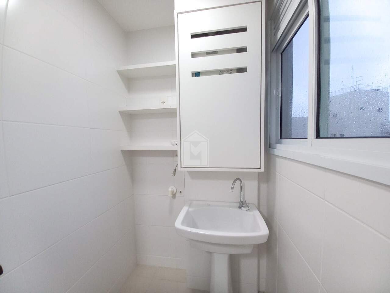 Apartamento à venda com 2 quartos, 67m² - Foto 21