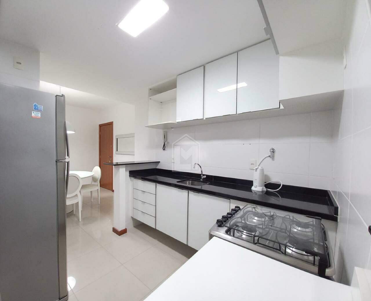 Apartamento à venda com 2 quartos, 67m² - Foto 17