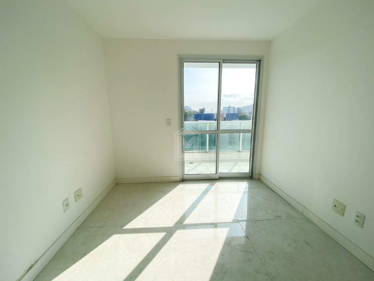 Apartamento à venda com 3 quartos, 99m² - Foto 10