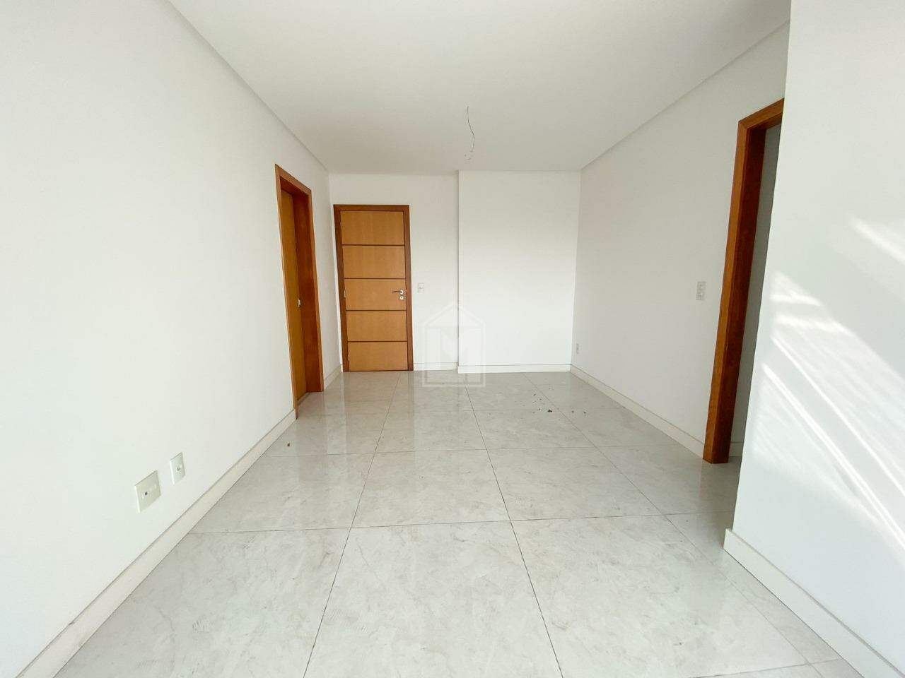 Apartamento à venda com 3 quartos, 99m² - Foto 4