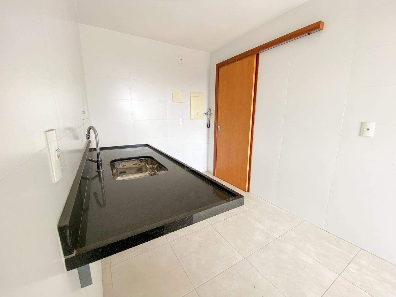 Apartamento à venda com 3 quartos, 99m² - Foto 12