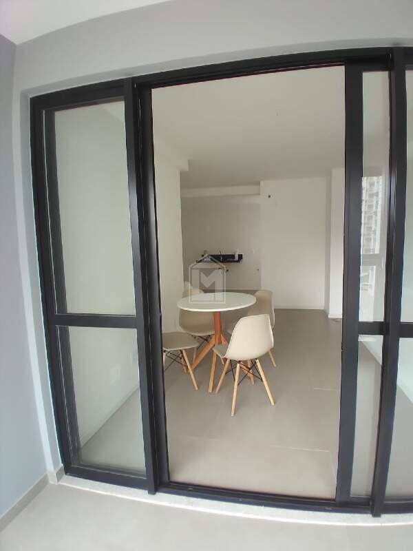 Apartamento à venda com 3 quartos, 77m² - Foto 8