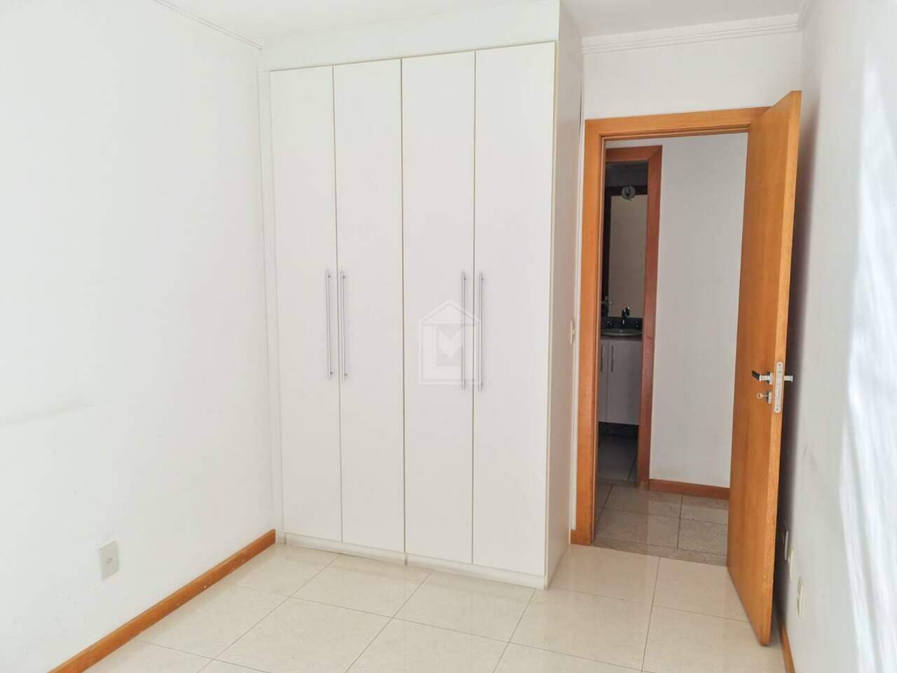 Apartamento à venda com 3 quartos, 101m² - Foto 6