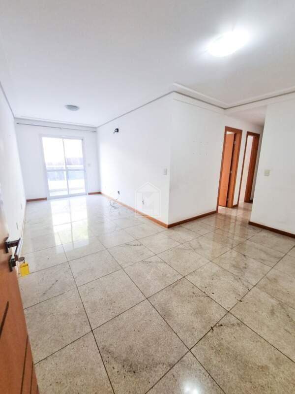 Apartamento à venda com 3 quartos, 101m² - Foto 4