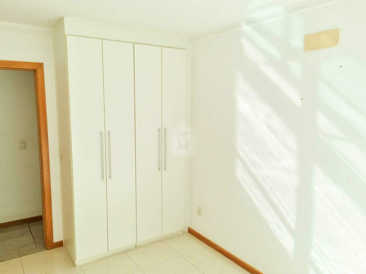 Apartamento à venda com 3 quartos, 101m² - Foto 8