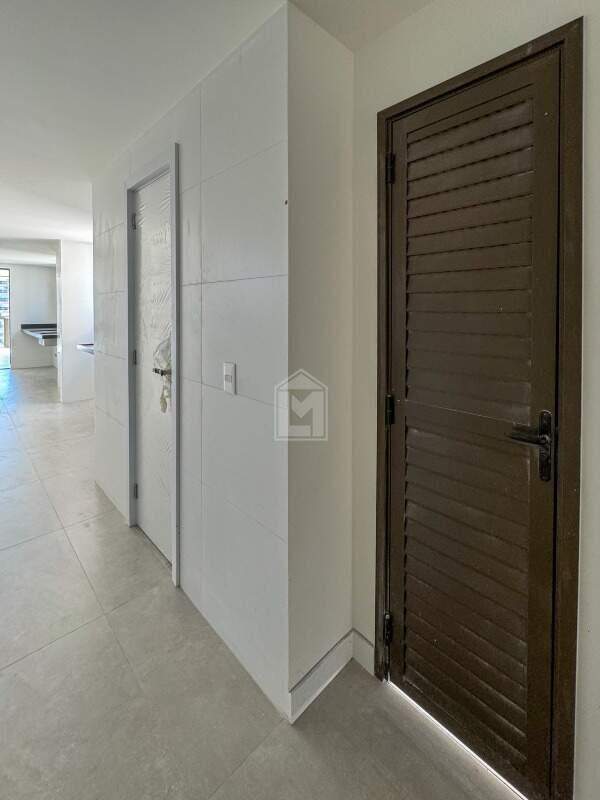 Apartamento à venda com 4 quartos, 217m² - Foto 25