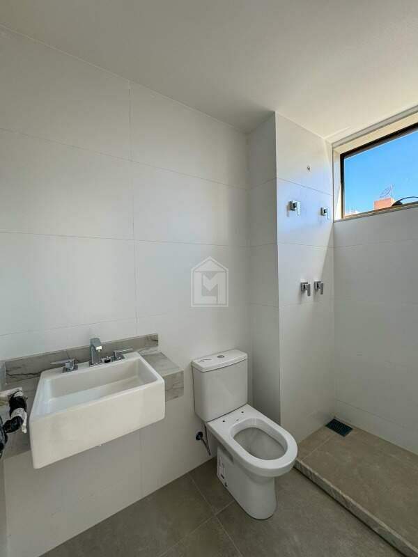 Apartamento à venda com 4 quartos, 217m² - Foto 13