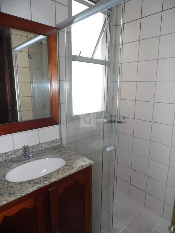 Apartamento à venda com 3 quartos, 90m² - Foto 18