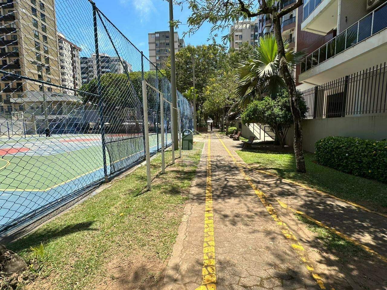 Apartamento para alugar com 4 quartos, 500m² - Foto 29