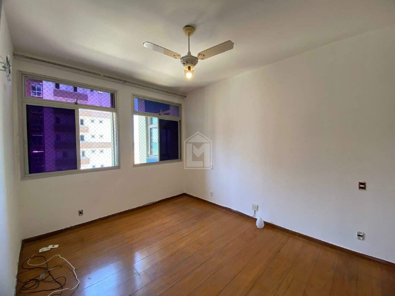 Apartamento para alugar com 4 quartos, 500m² - Foto 18