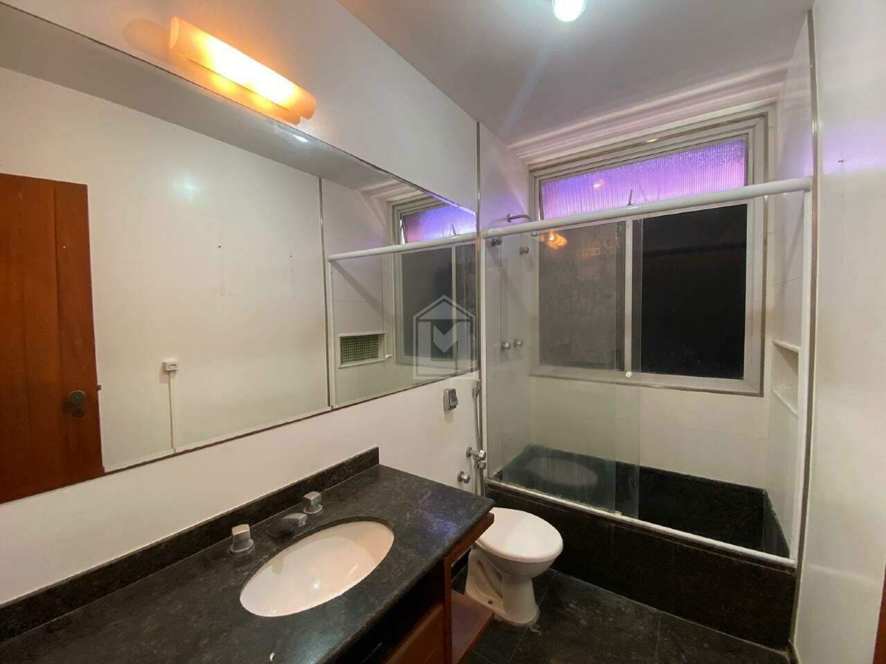 Apartamento para alugar com 4 quartos, 500m² - Foto 9