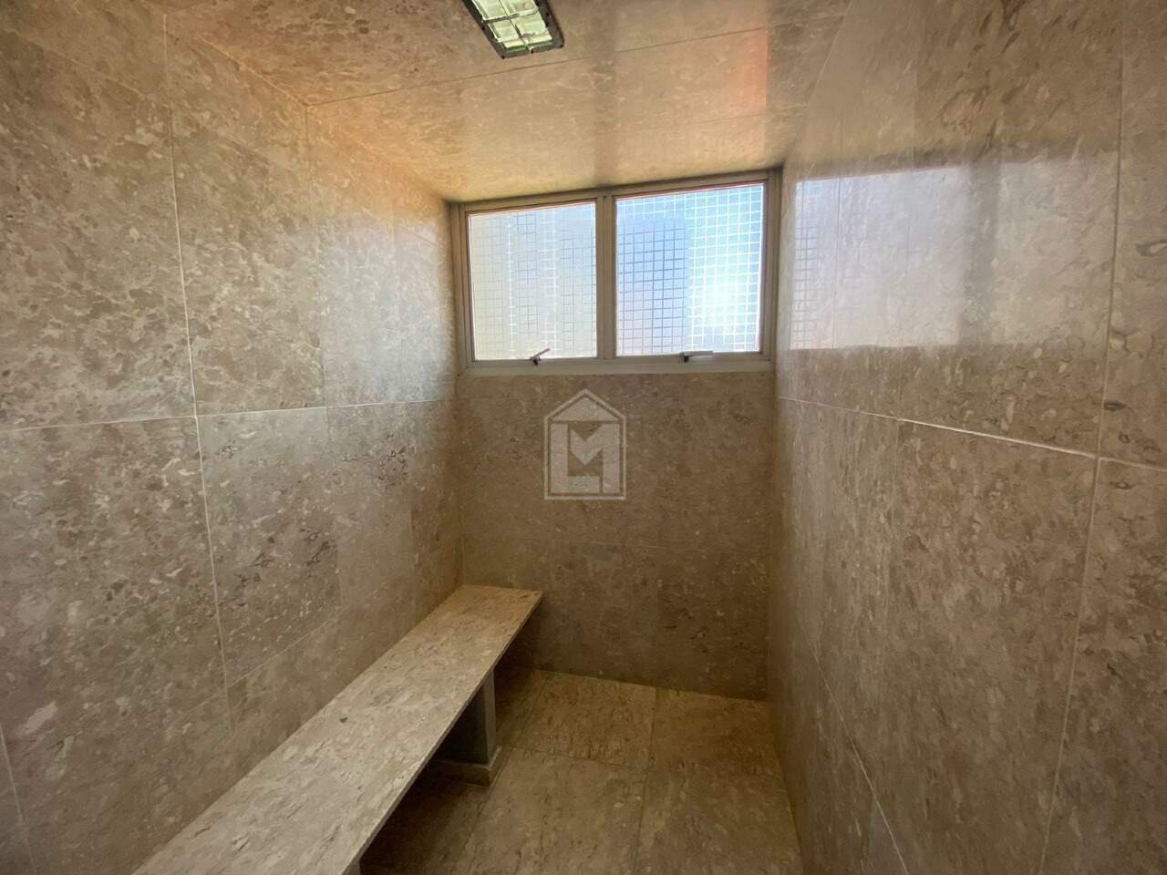 Apartamento para alugar com 4 quartos, 500m² - Foto 14