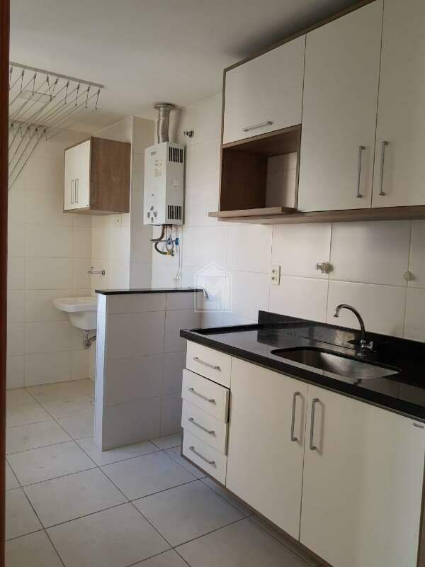 Apartamento para alugar com 2 quartos, 67m² - Foto 11