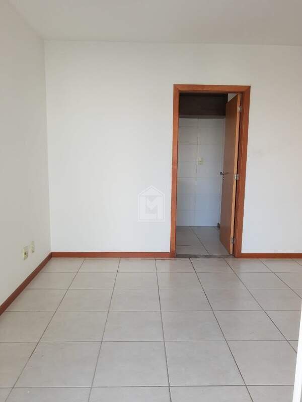 Apartamento para alugar com 2 quartos, 67m² - Foto 3