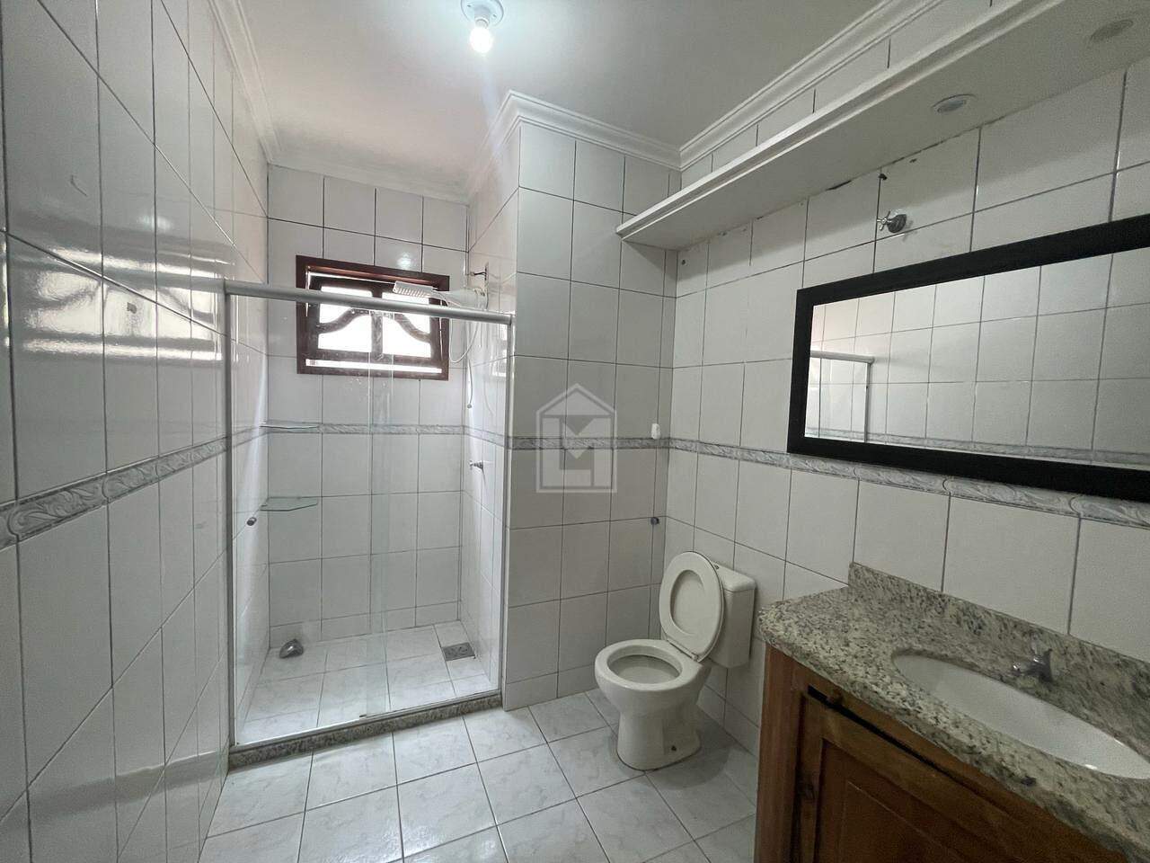 Casa para alugar com 3 quartos, 140m² - Foto 9