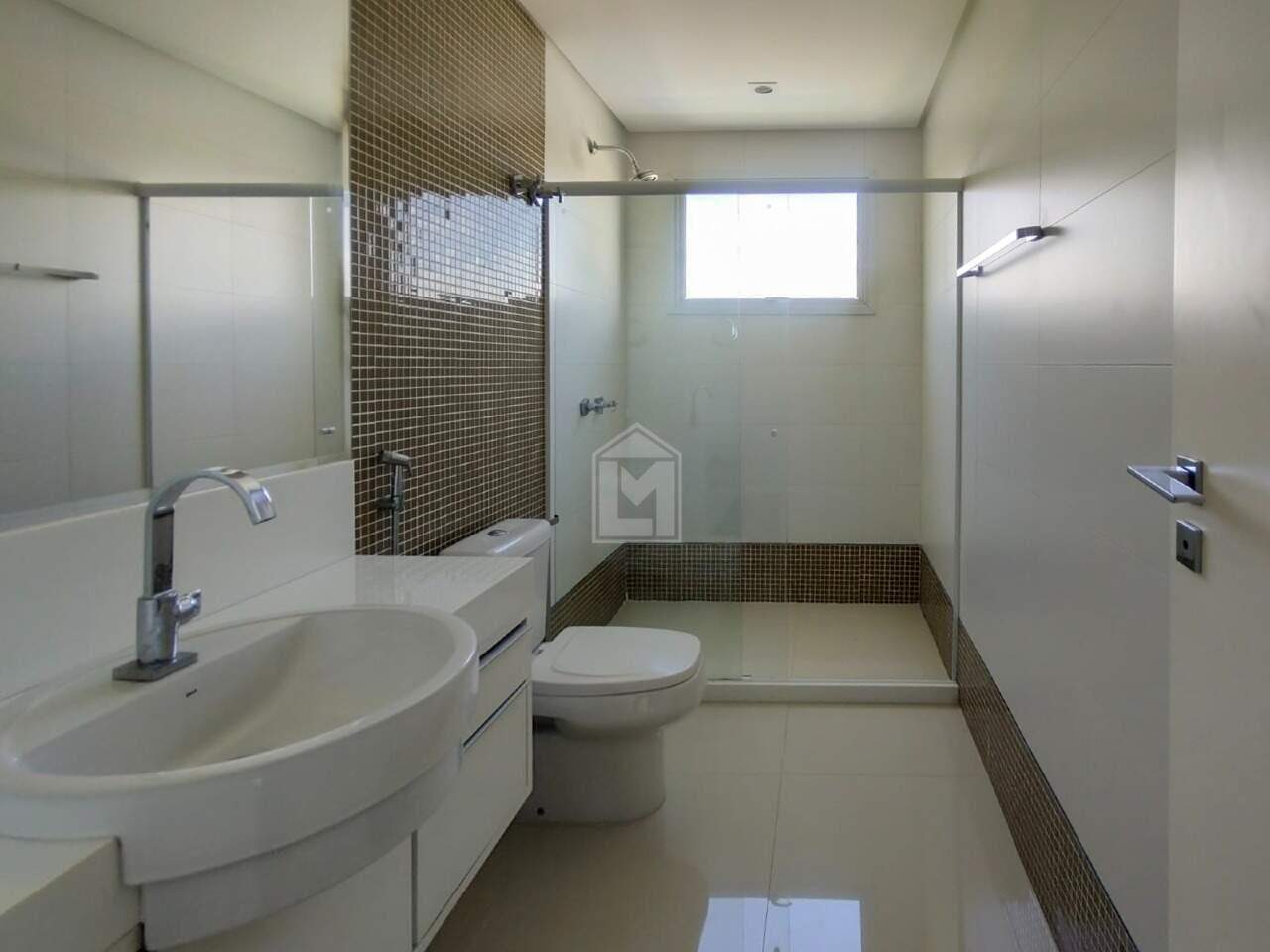 Casa de Condomínio à venda com 4 quartos, 276m² - Foto 16