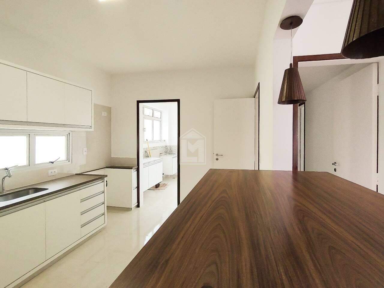 Apartamento, 3 quartos, 145 m² - Foto 1