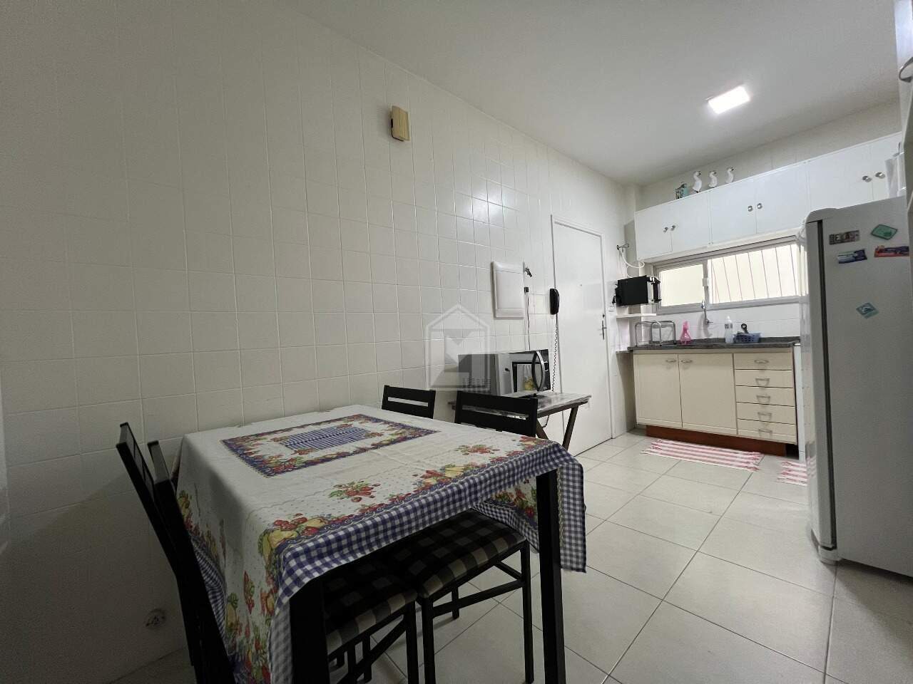 Apartamento para alugar com 3 quartos, 126m² - Foto 8